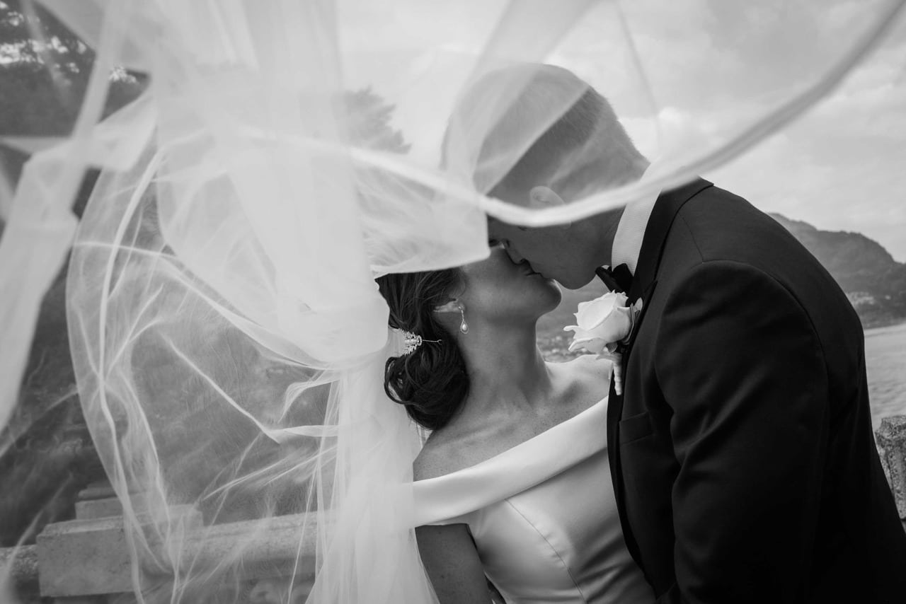 Elopement couple at Villa del Balbianello on Lake Como