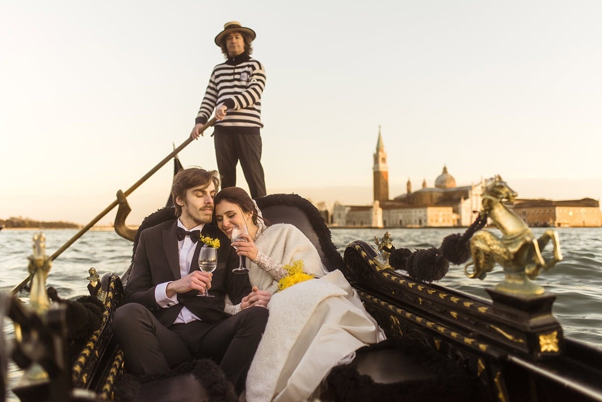 Venice gondola elopement