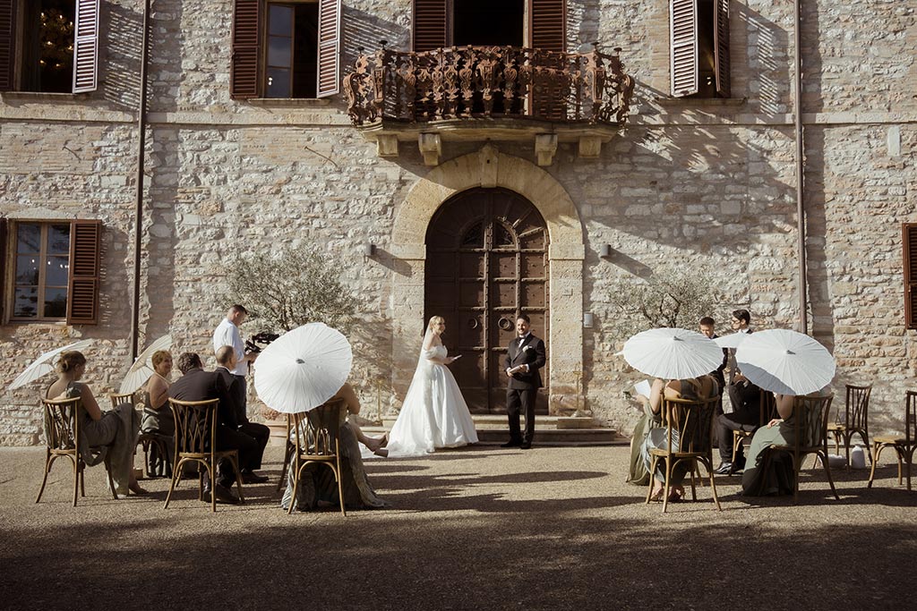 Intimate elopement ceremony in Umbria, Italy